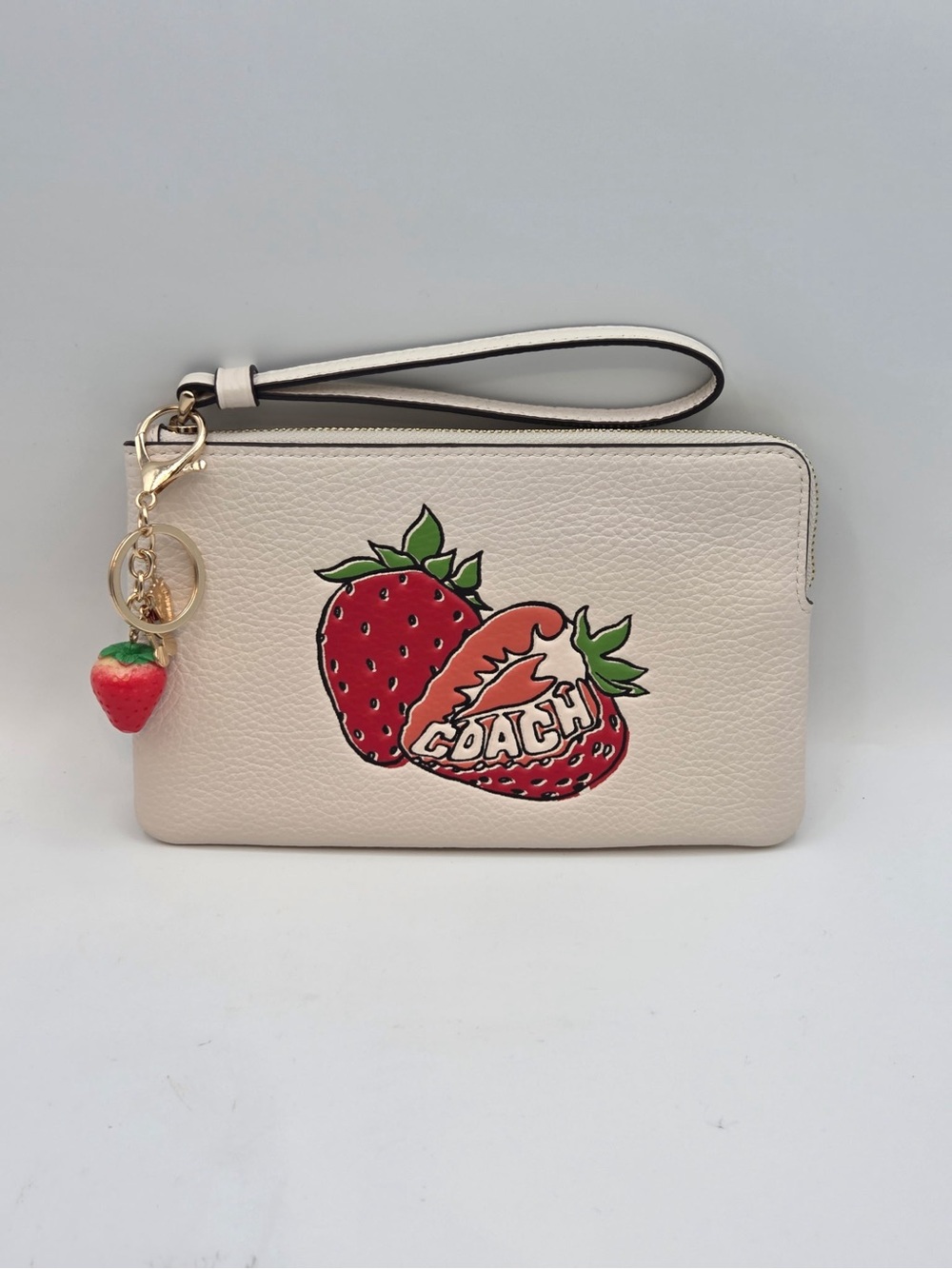 Coach Wristlet Strawberry Corner Zip With Strawberry Graphic new with tags - Picture 2 of 3